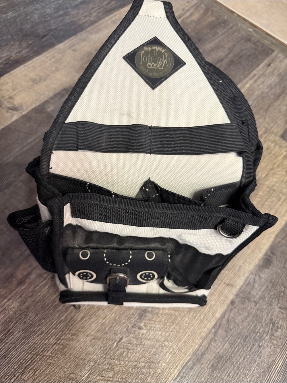 Tote & Cool White and Black Messenger Bag